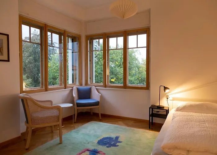 Cityappartment Landeck דירה *